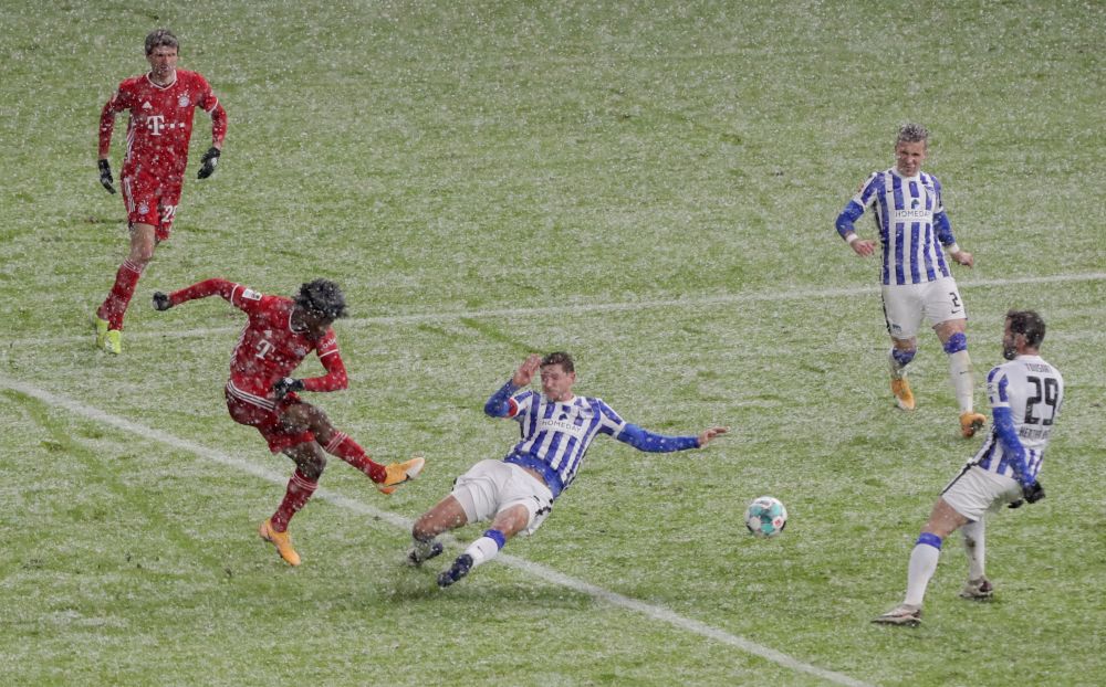  美因茨定位球配合精妙战胜柏林赫塔